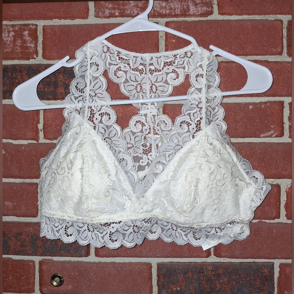 Aeropostale bralette with lace